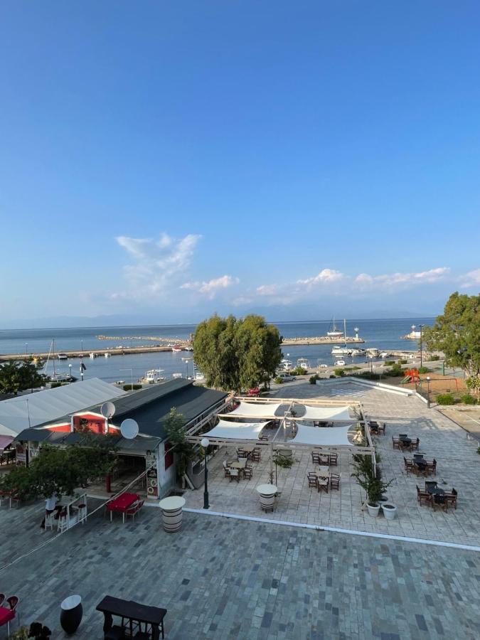 Grand Apartments Nea Koroni المظهر الخارجي الصورة